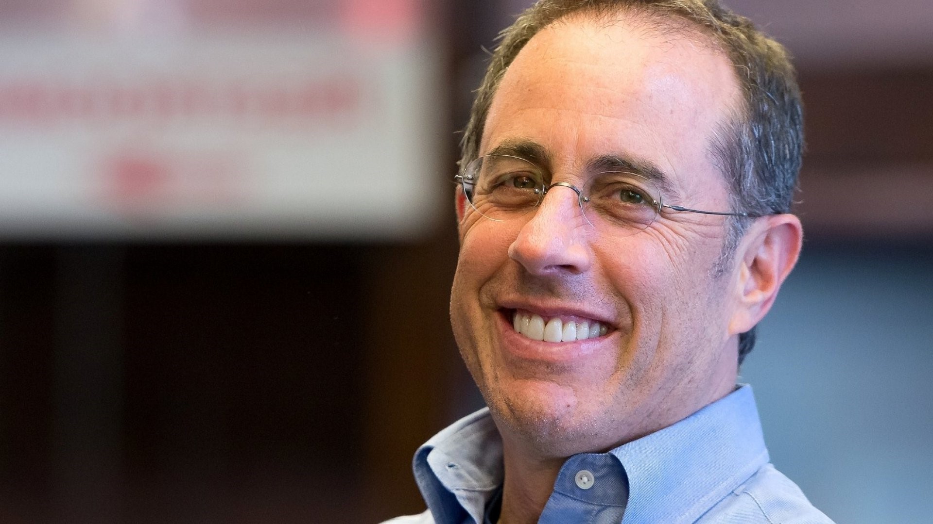 Jerry Seinfeld Stays Cool Amid Anti-Israel Protesters' Heckling
