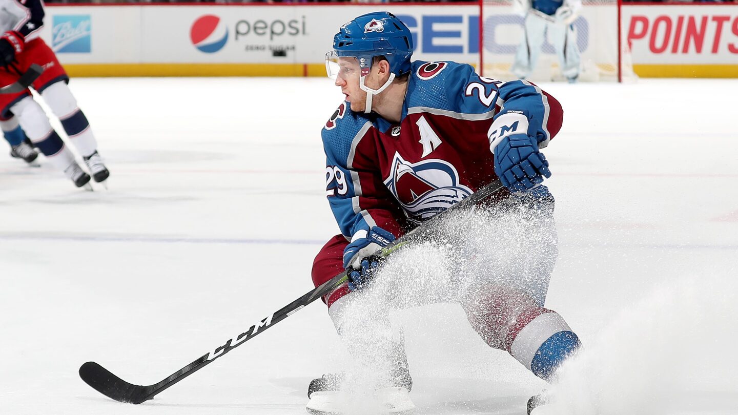 Nathan MacKinnon Takes A Puck To The Face, Returns To The Game