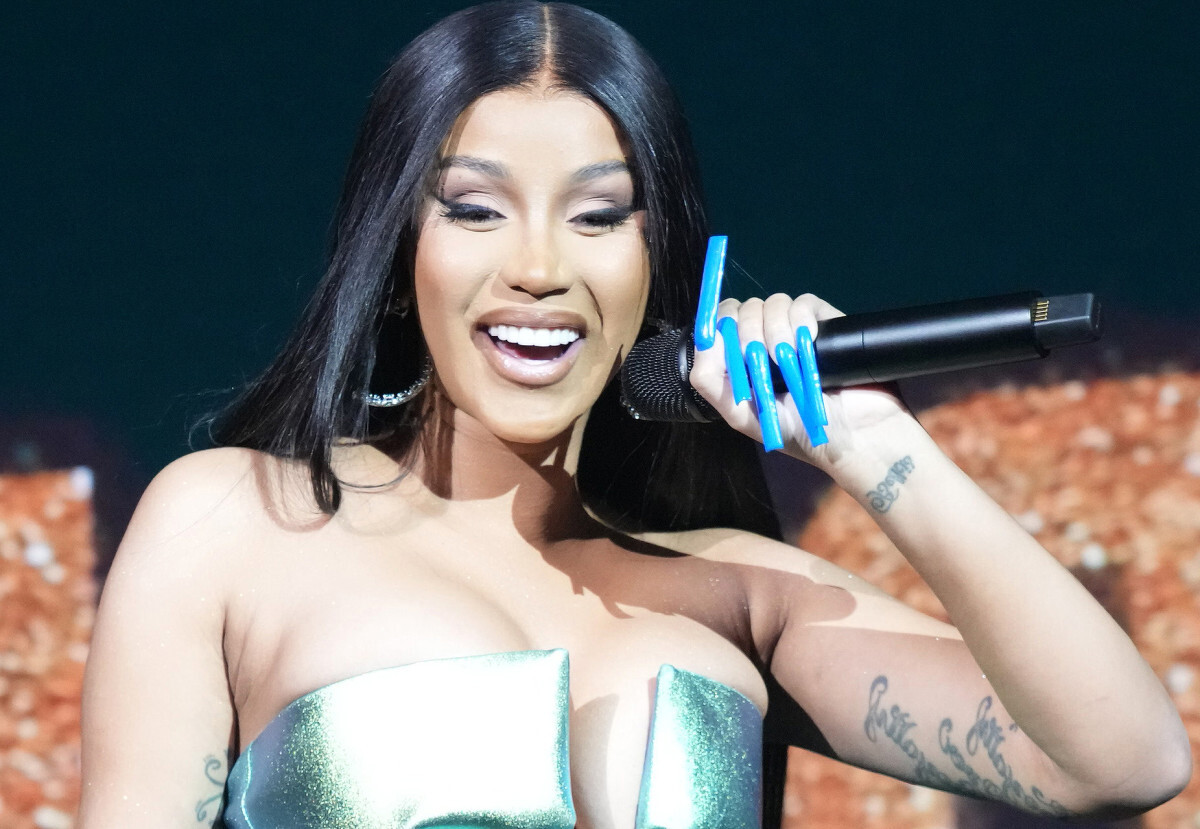 Offset Urges Cardi B To Finally Release Sophomore Album After 6-Year Delay