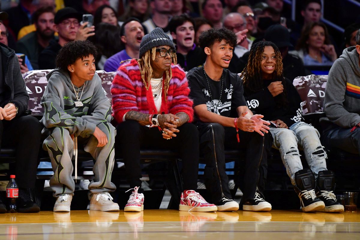 Lil Wayne Upset Over Treatment At Lakers Game, Considers Cutting Ties With Team