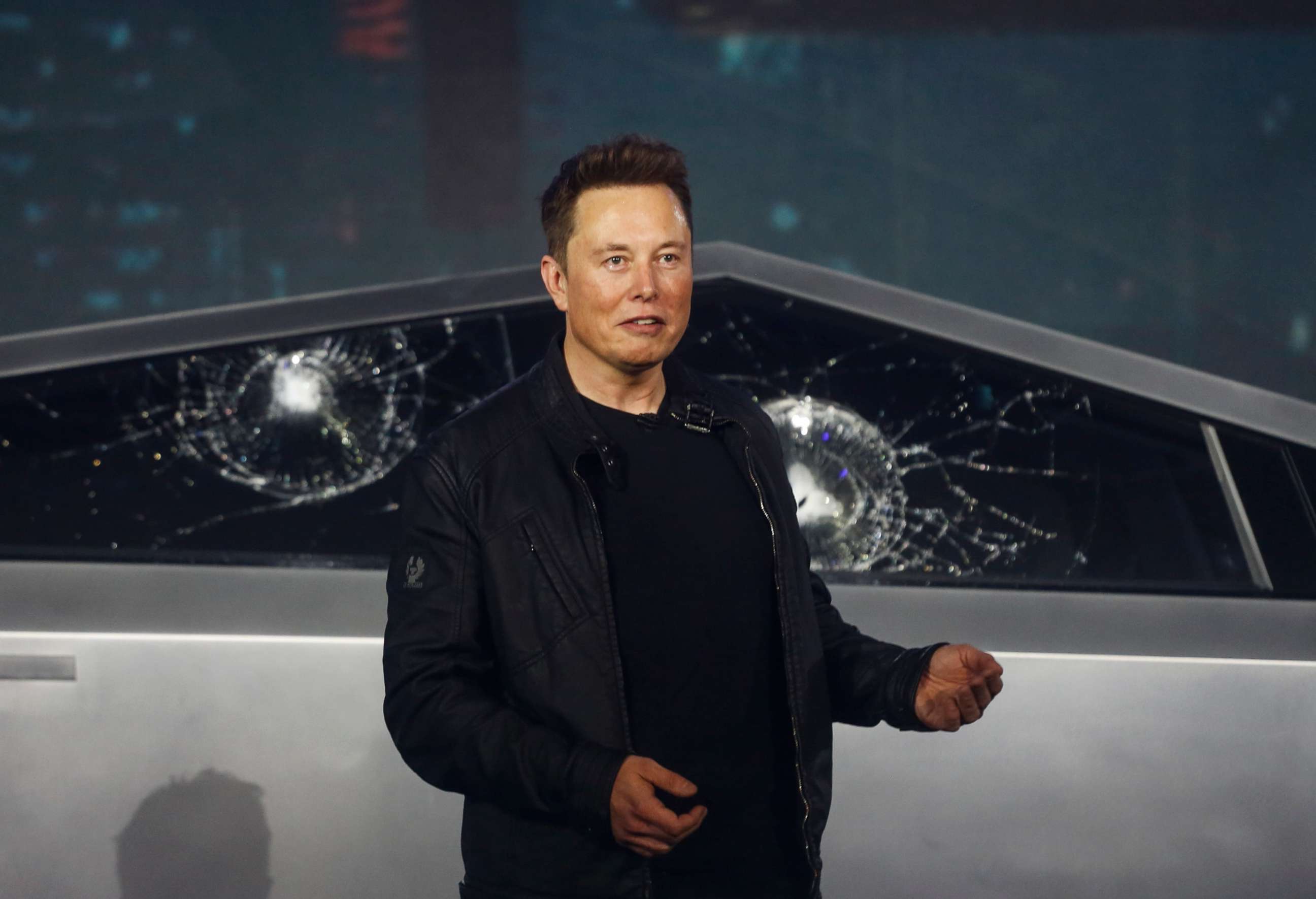 Tesla Cybertruck Crashes Into Beverly Hills Hotel, Elon Musk Responds